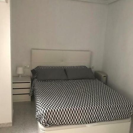 Modern Beach Apartment Torrevieja Kültér fotó